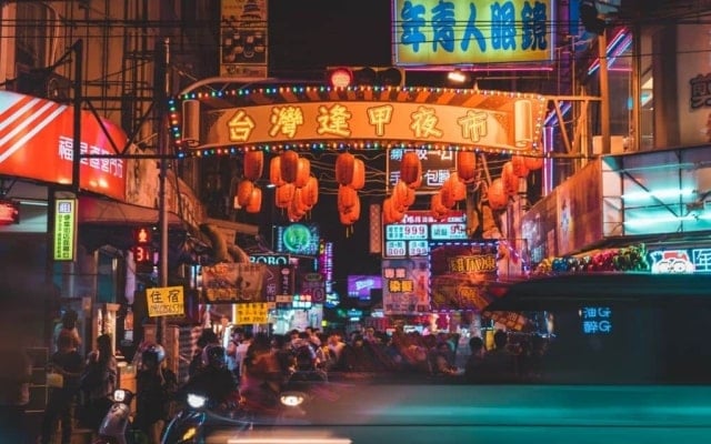 Khám phá chợ đêm Phùng Giáp - thiên đường ăn chơi lý tưởng Đài Loan